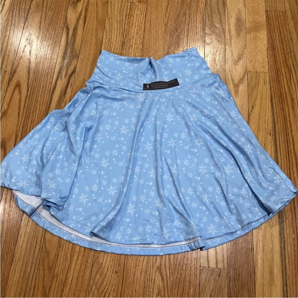 Blue Snowflake Skater Skirt Size S. NWOT
